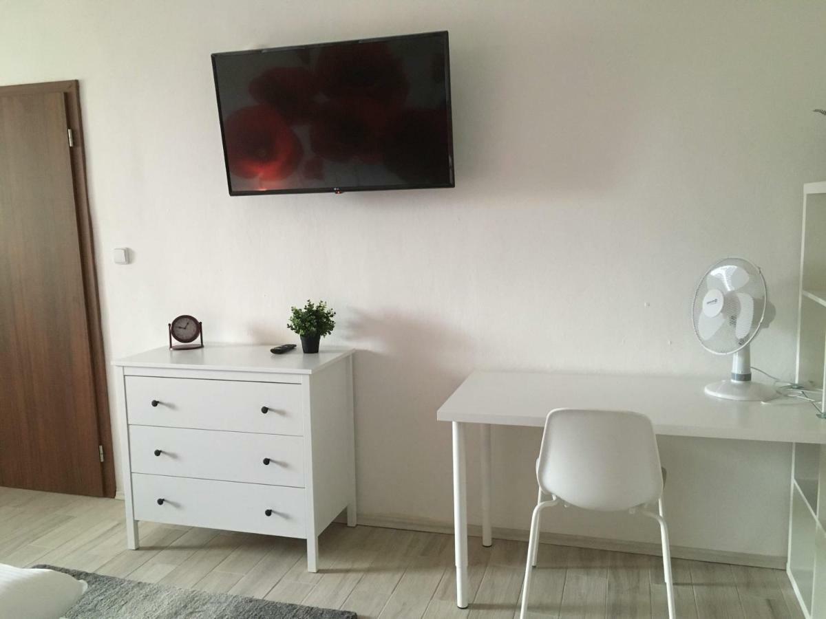 Apartmám na náměstí II Opočno Exterior foto